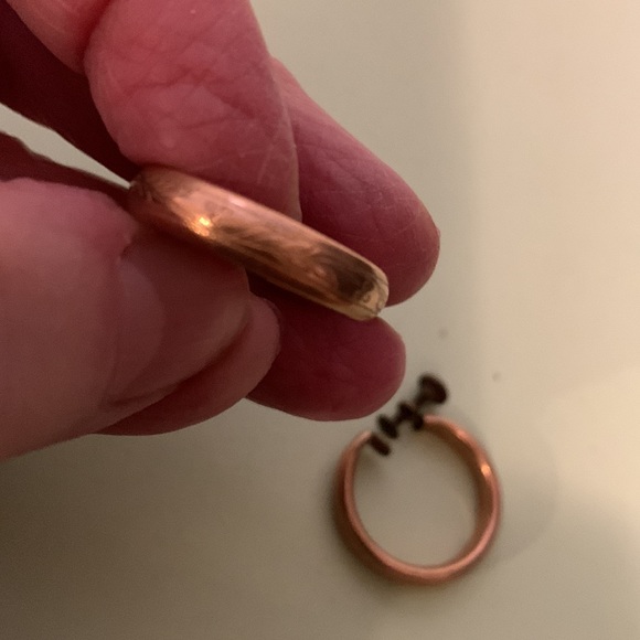 Vintage earrings screw on style - Picture 2 of 5